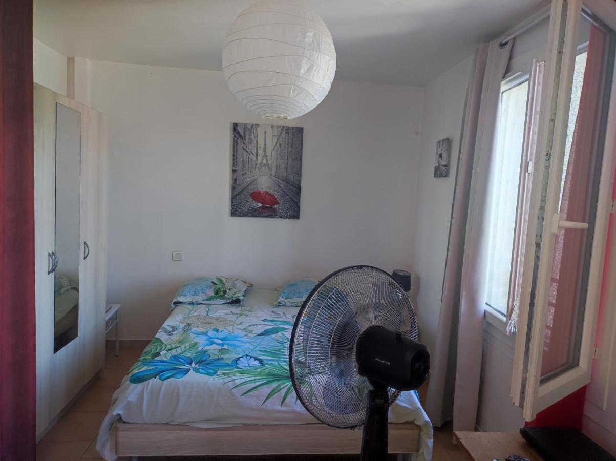 Apartament Ingrid Mary Nîmes Zewnętrze zdjęcie