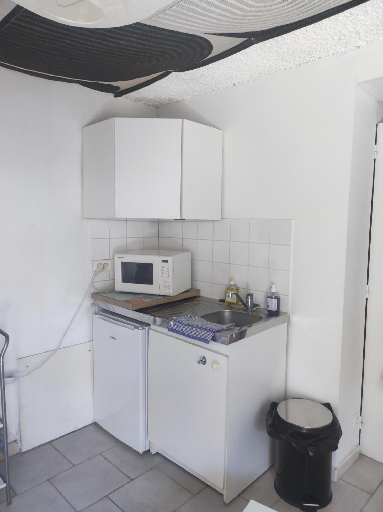 Apartament Ingrid Mary Nîmes Pokój zdjęcie