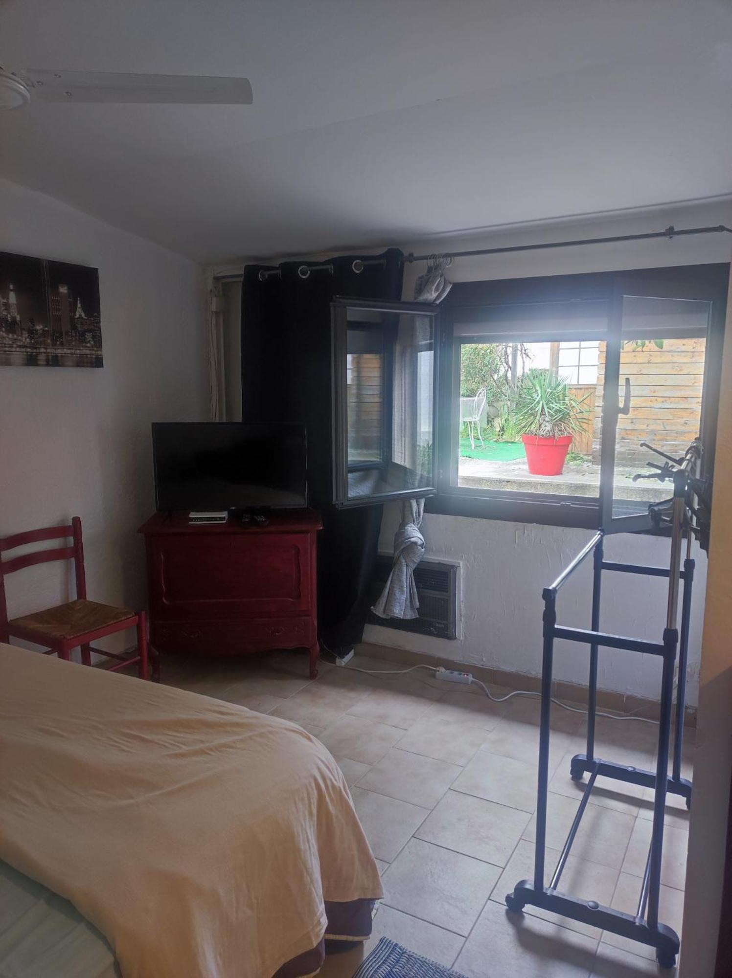 Apartament Ingrid Mary Nîmes Zewnętrze zdjęcie